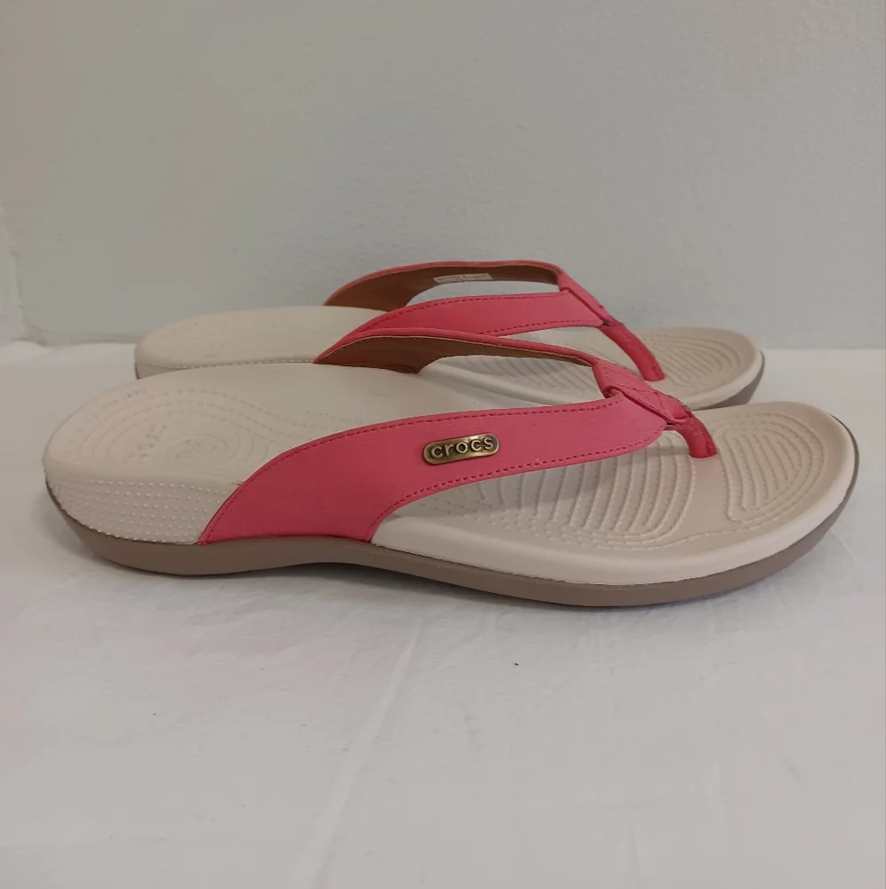 Crocs thong flip-flop sandals coral/cream size 9w Women’s - Picture 3 of 9